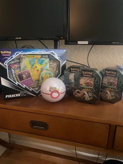 Small Pokémon sealed collection / tins and collection box