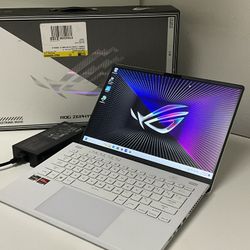ASUS ROG Zephyrus G14 OLED – White – Ryzen 9 / RX 6700S / 24GB RAM DDR5 / 1TB SSD – 2K 120Hz