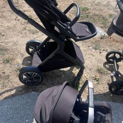 Nuna Demi Grow With Matching Car Seat!