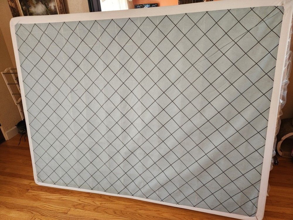 QUEEN Mattress & Spring Box Combo 59".5 x 79"