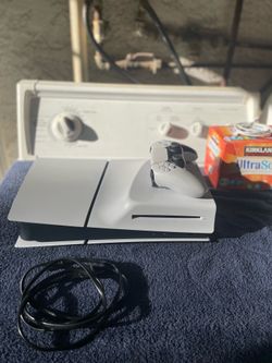 Like New PS5 Slim Disk Edition 1TB