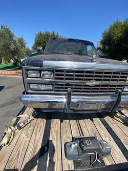 87 suburban  4x4 sell all or parts