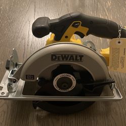 New Dewalt 6 1/2” Cordless Circular Saw DCS393 (Tool Only)