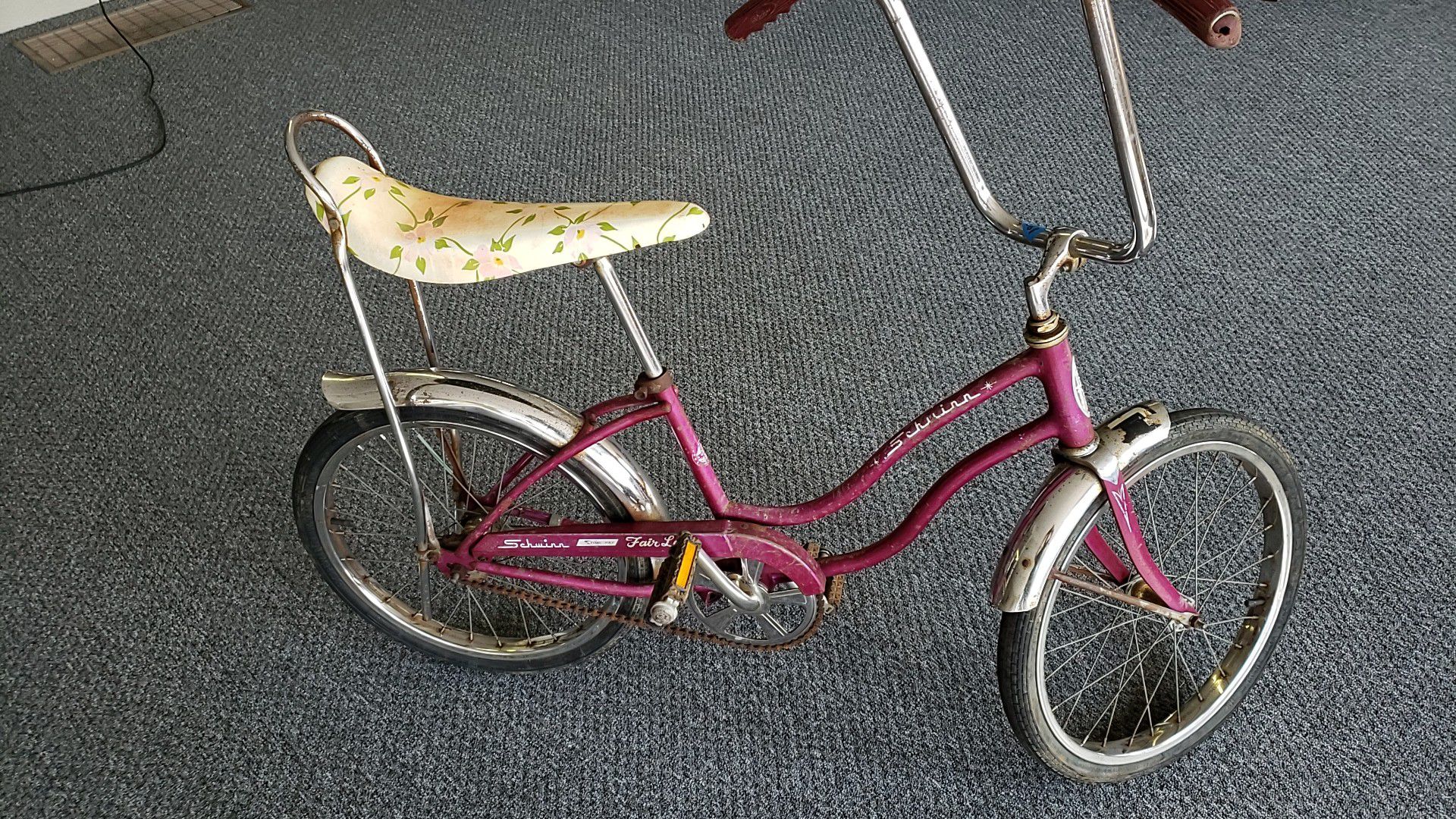 1968 Schwinn Stingray Fair lady girls bicycle