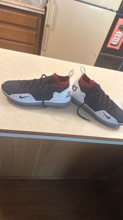 Arizona PE KD XI Basketball Shoes