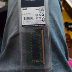Crucial 16GB DDR4 SDRAM Desktop Memory 
