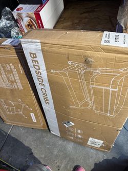 Bedside Crib in Box👶