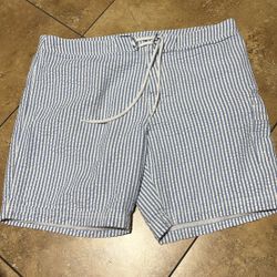 J- CREW. Short 