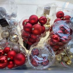 Christmas Balls Different Sizes
