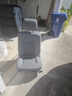 Electric 6 Way F150 Seat Grey