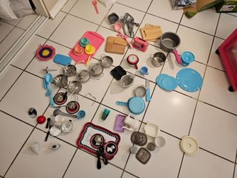 Kids kitchen toys.