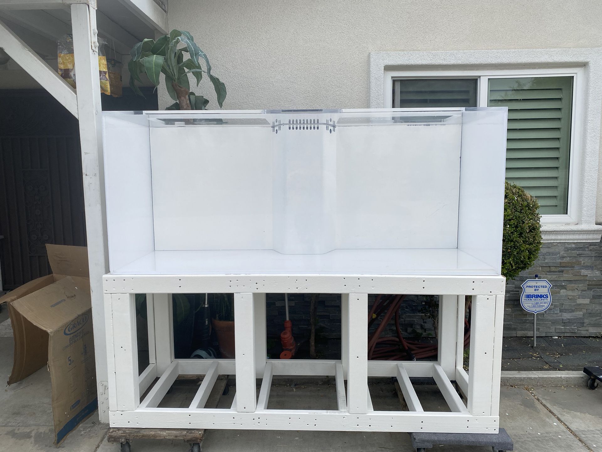 Acrylic Fish Tank 225g 