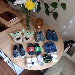Toddler Shoe Lot Size 6