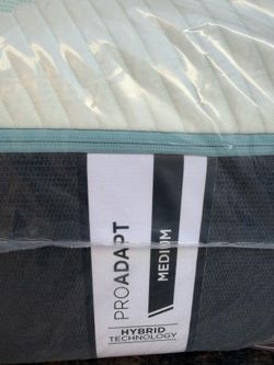 New Queen Size Tempurpedic Mattress