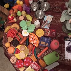 Play Pots And Utensils And Food Lot