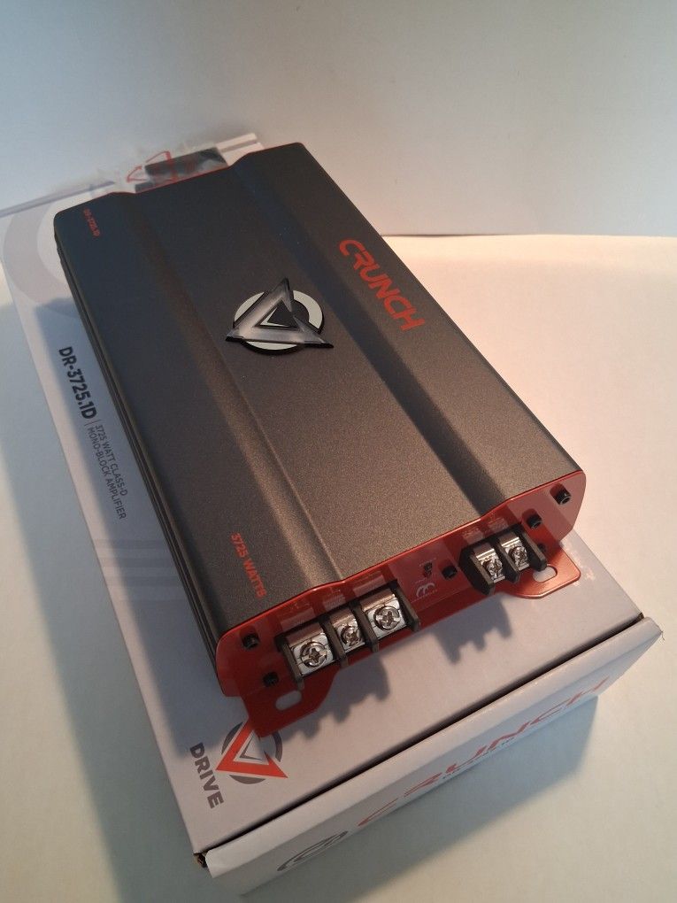 CRUNCH 3725 WATTS MONOBLOCK 1 OHM STABLE BUILT-IN CROSSOVER WITH BASS CONTROL CAR AMPLIFIER 