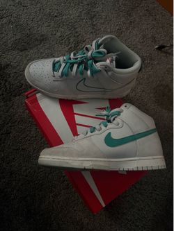 Nike Dunk SE