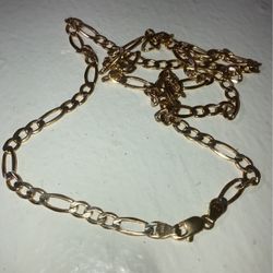 10k Gold Chain With Cuts In Between ,    Weighs 6.4 Grams 