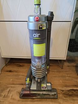 Vacuum Cleaner Hoover Air wind tunnel/ like new