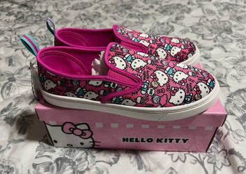 Hello Kitty Shoes