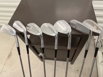 Golf clubs