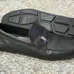 Men’s SALVATORE FERRAGAMO ‘Gancini’ Black Leather Loafers Size US 11 - EE 