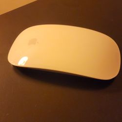 Apple Wireless Magic Mouse 2