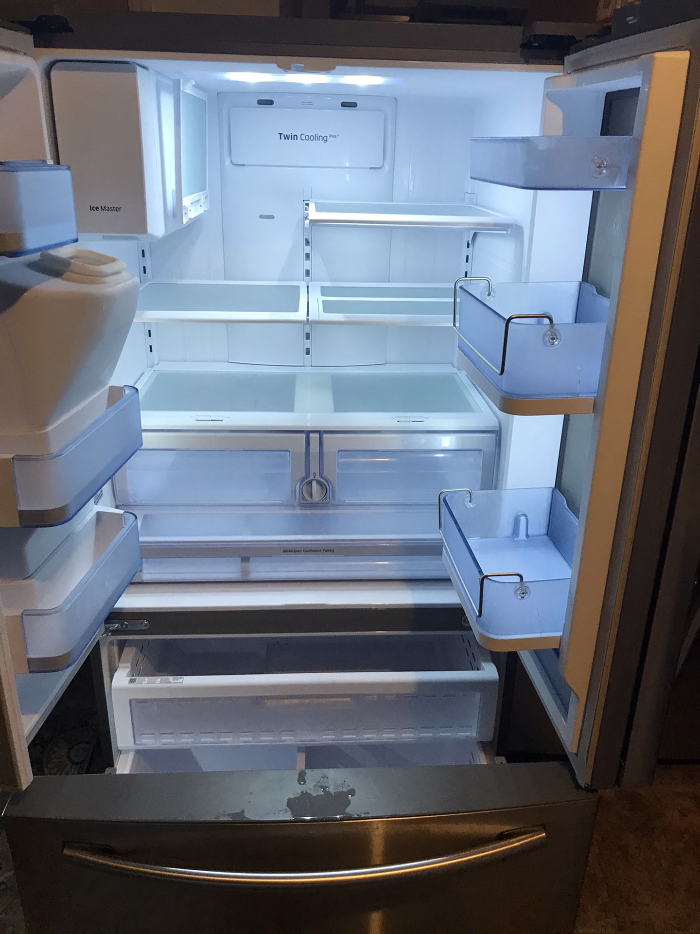 Samsung French door refrigerator