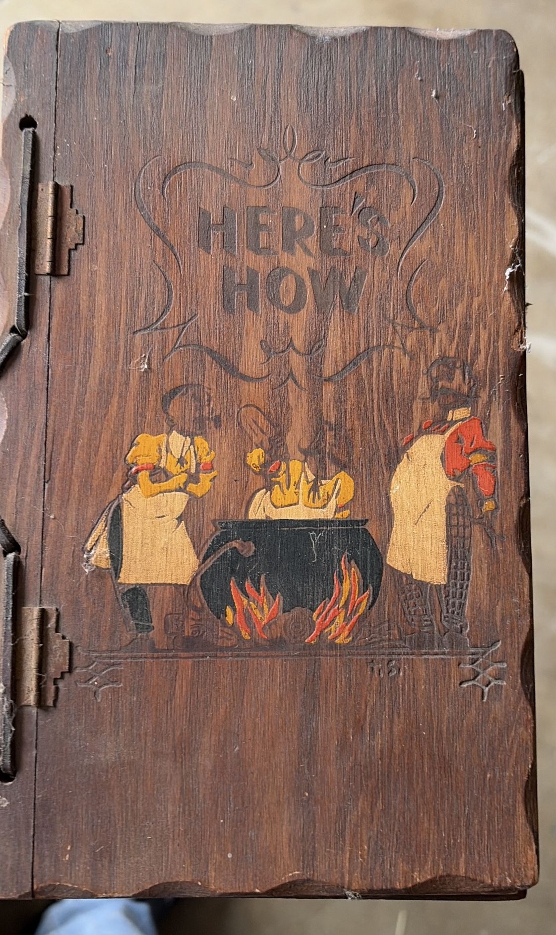 ANTIQUE HERES HOW 1941 MIXED DRINK COCKTAIL BOOK 1ST EDITION!! WOOD COVER!!