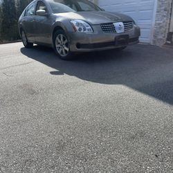 2004 Nissan Maxima