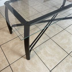 Glass top coffee table 