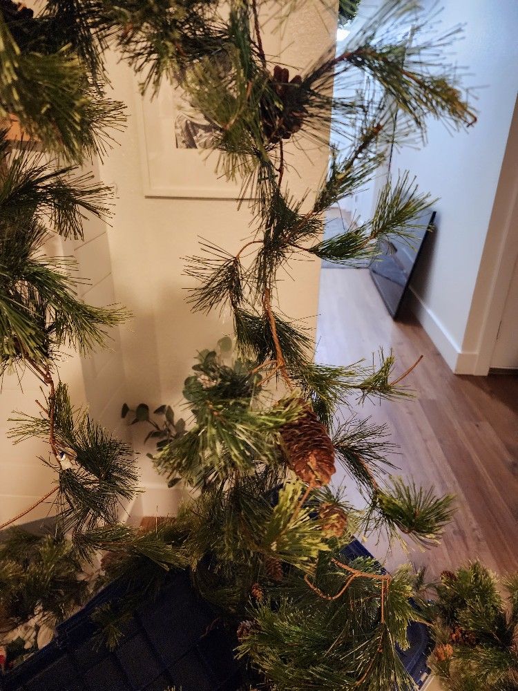 Christmas Garland for Sale in Snohomish, WA OfferUp