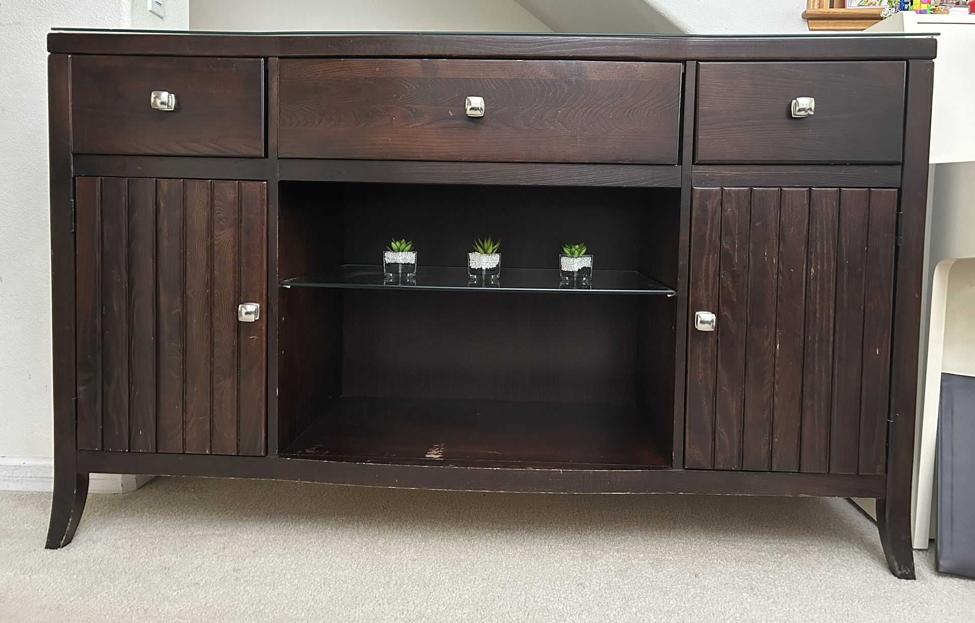 Stanley Furniture - Dining Room Set (3)