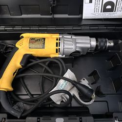 DEWALT DW520 1/2 in. VSR Corded Hammer Drill