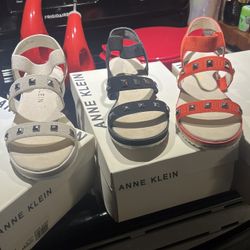 ANNE KLEIN SANDLES