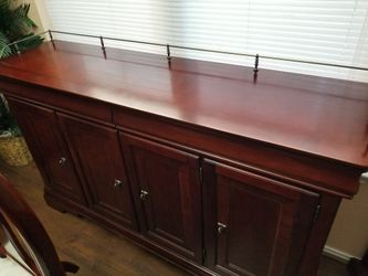 Mesa com 6 sillas trichador