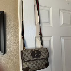 Messenger bag