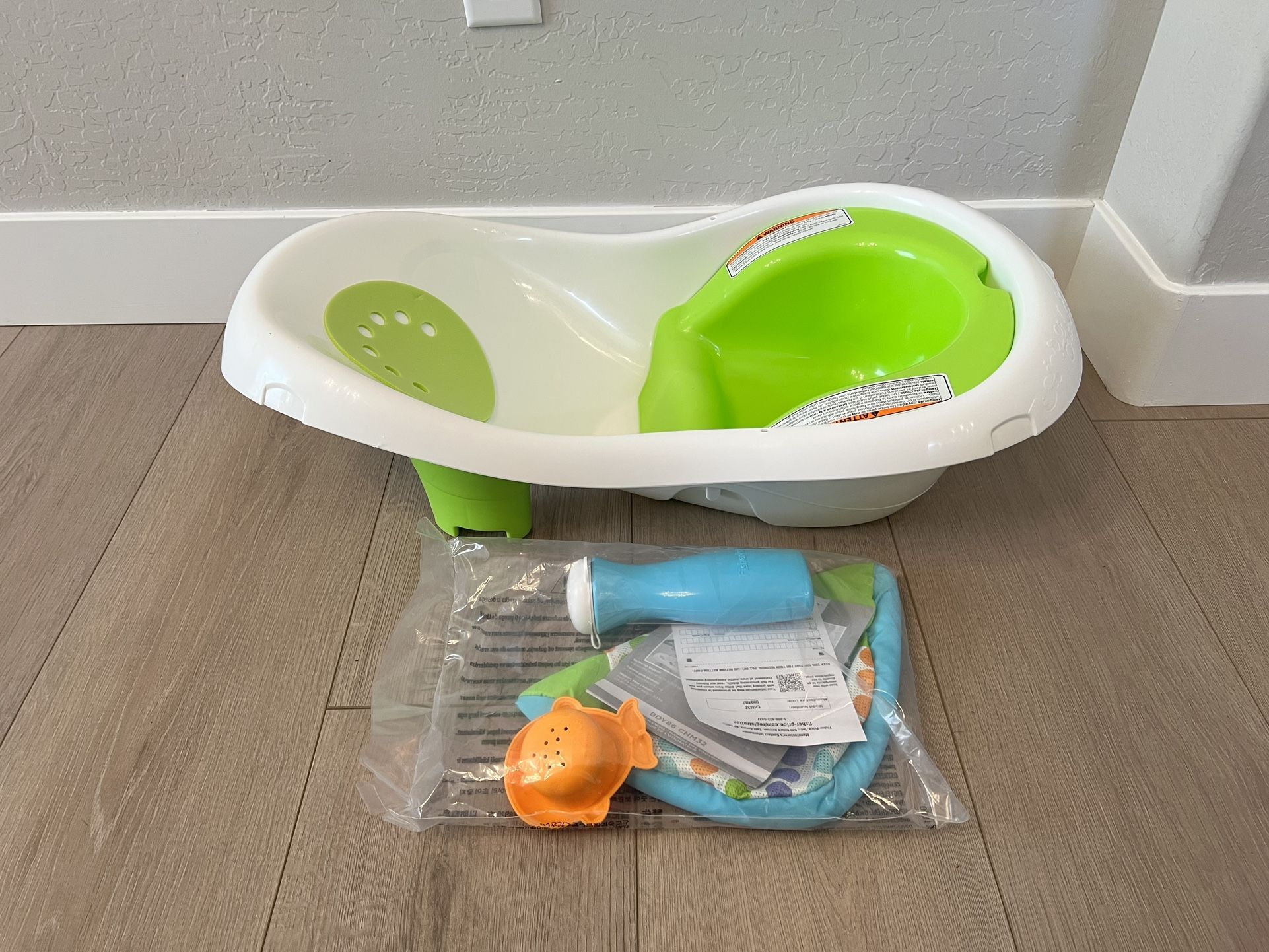 BRAND NEW- NO BOX-Fisher-Price Infant Baby to Toddler Bath 4-In-1 Sling ‘N Seat Tub