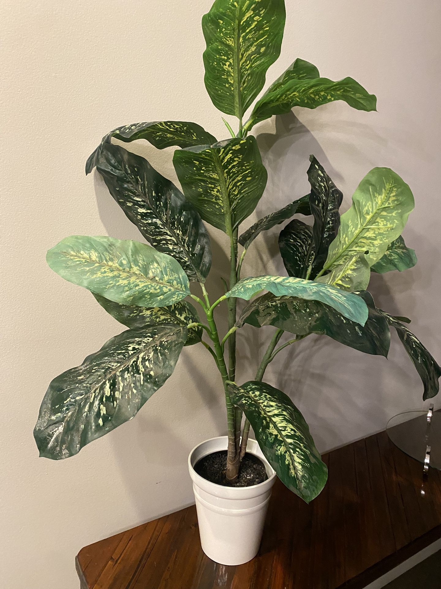 Potted Faux Plant With The Choice Of White, Black Or Gray Pot H42”