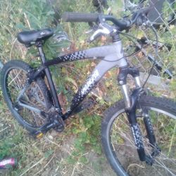 Specialized 26 Mountain Bike 
