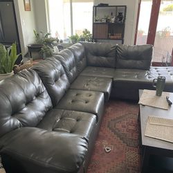 Free Couch 