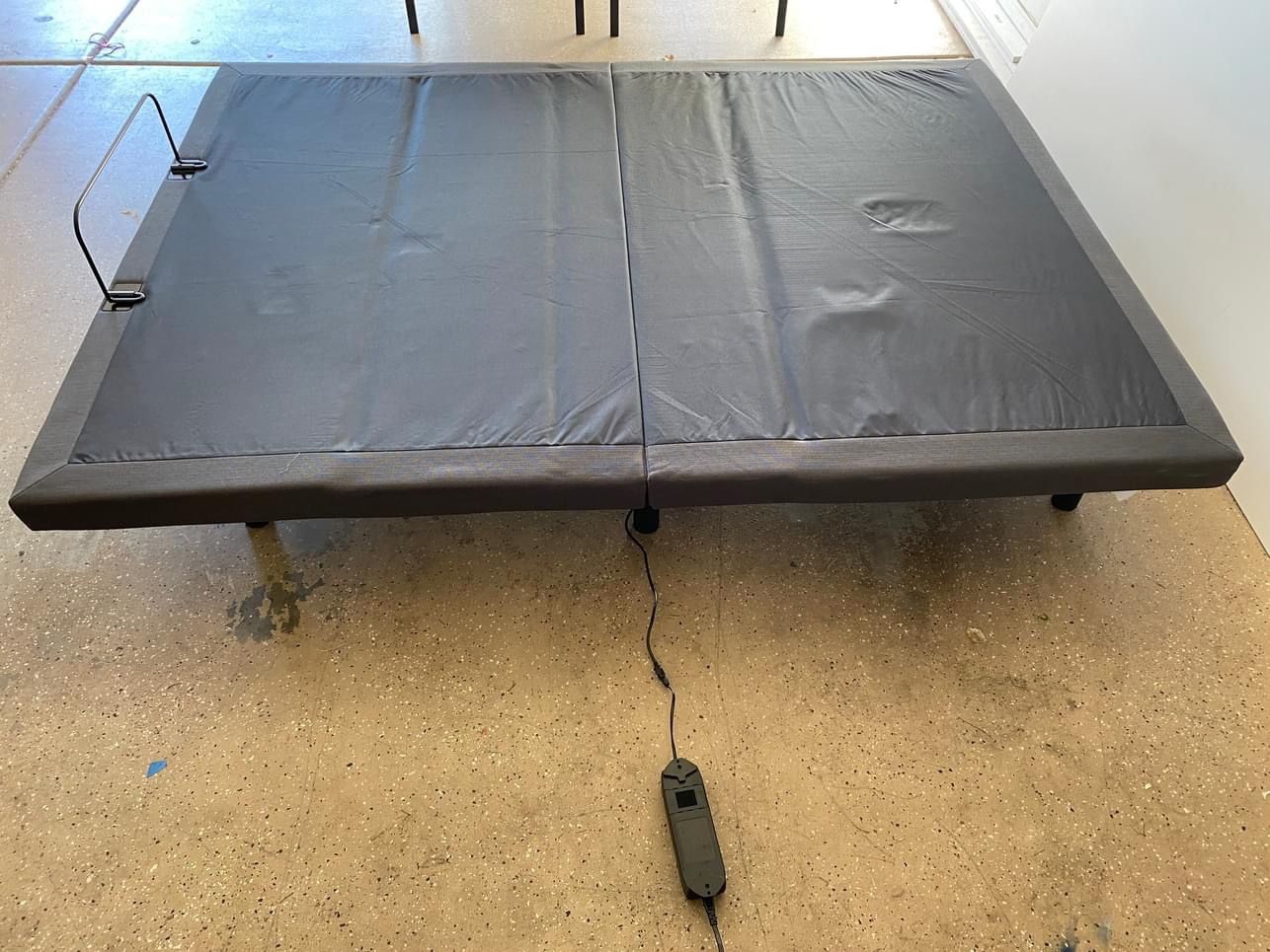 DREAMCLOUD Queen Adjustable base $500