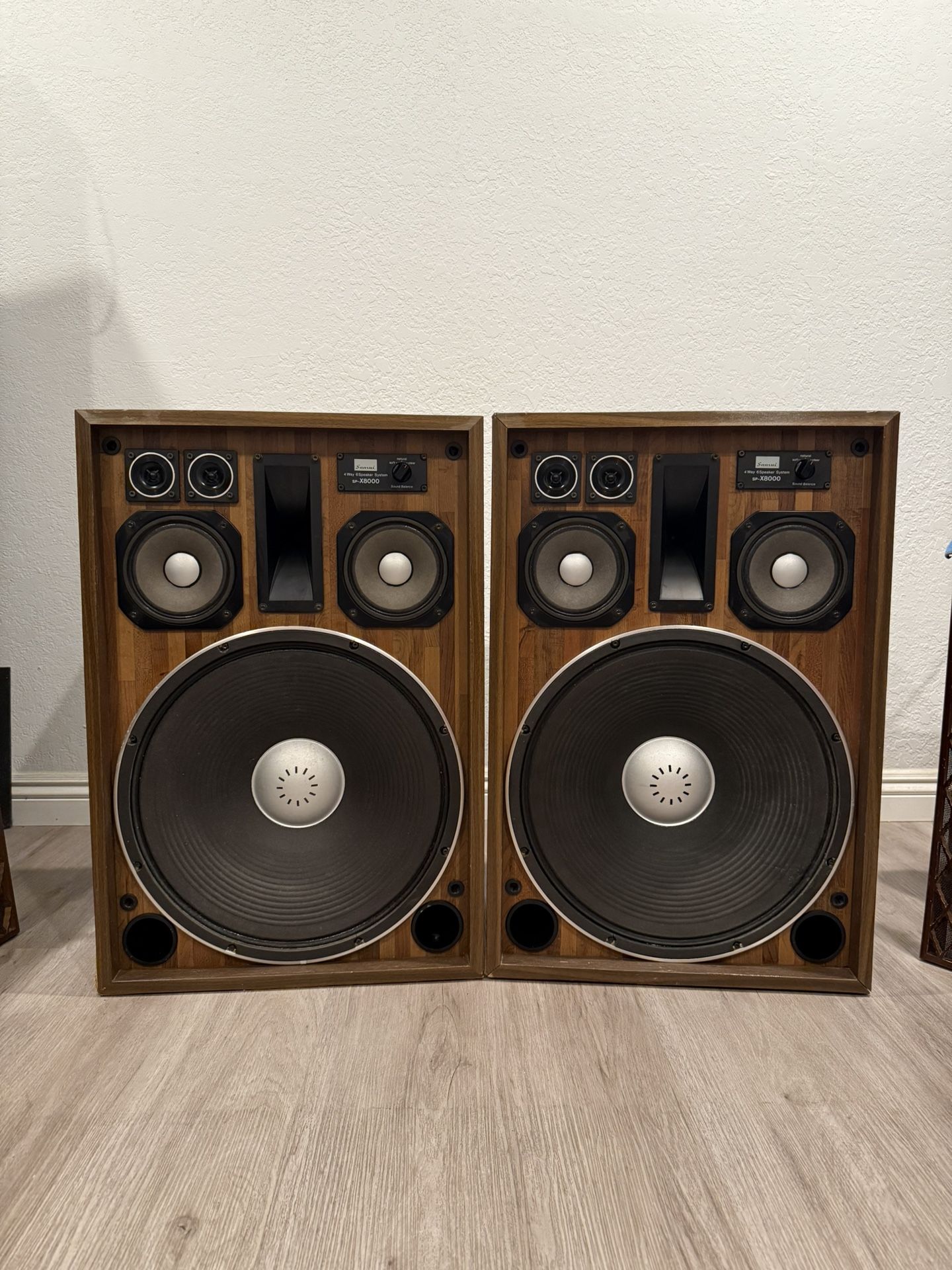 SANSUI SP-X8000 4-Way 6 Speakers System