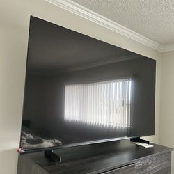 Samsung 65” Smart TV