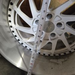 Heritage 3 Piece Wheels 5x114.3 18x12