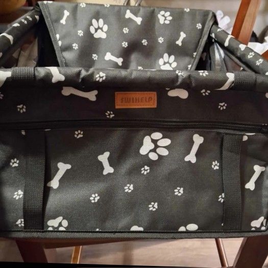 PET CARSEAT  (Stroller Sold)