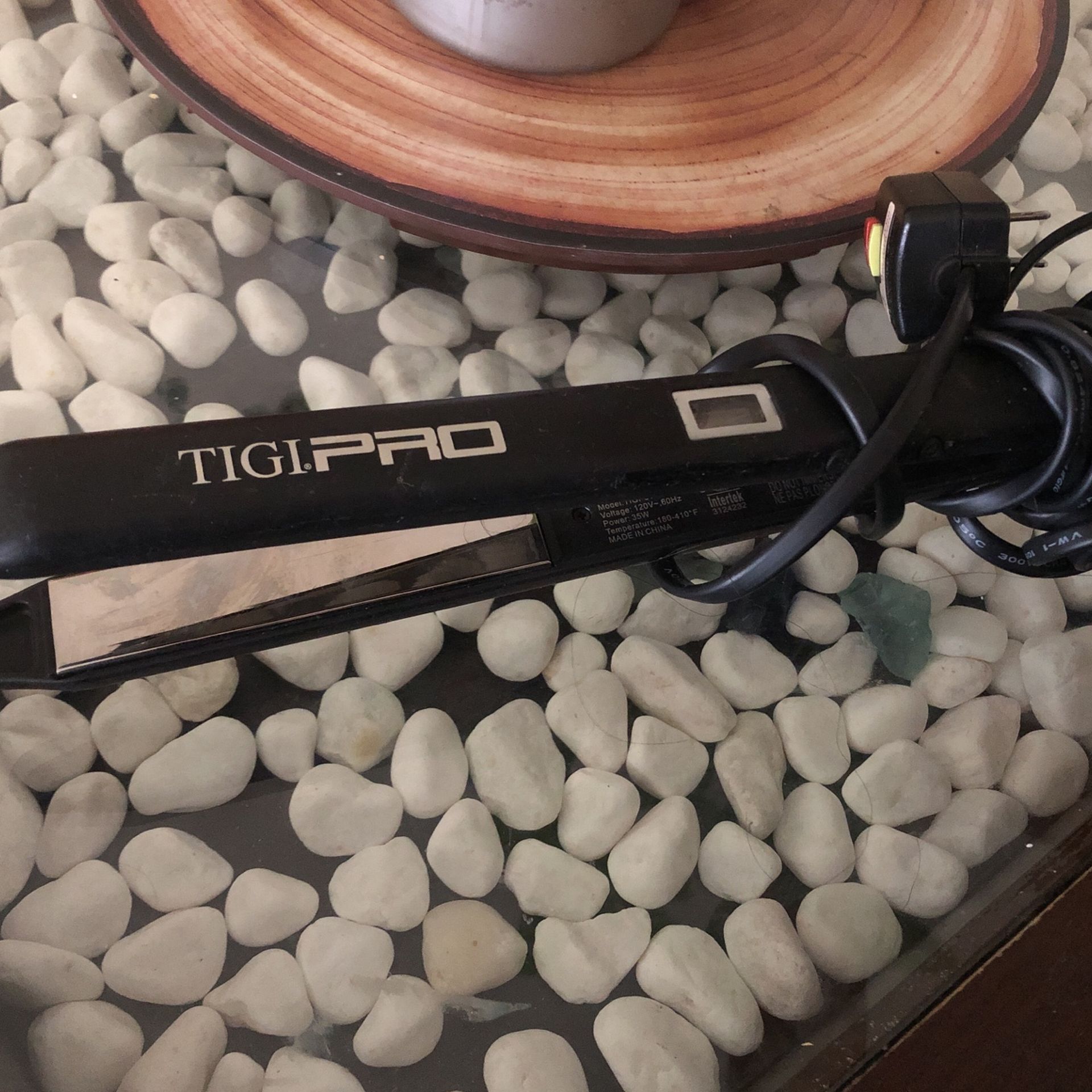 TIGI Pro Flat Iron