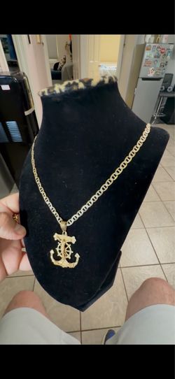 Cadena con su pendent de 27.8 gramos 14k