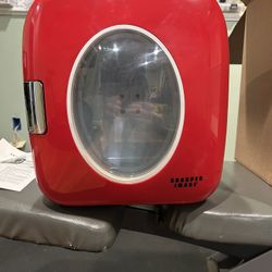 Sharper Image Compact Retro Fridge