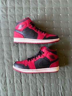 Men’s Air Jordan 1 Mid Size 9